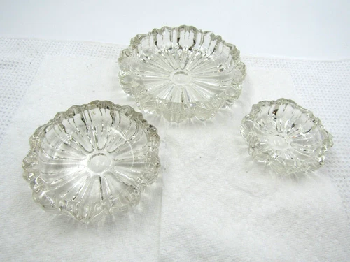 Vintage 1940s  Nesting Ashtrays Art Deco Clear Stacking Glass Trinket