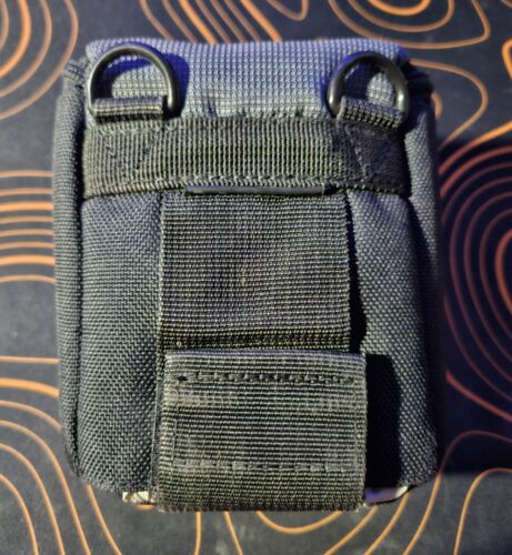 Lowepro Digital Camera Bag Pouch 10AW Gray And Black Pouch Only No Strap - Picture 2 of 4