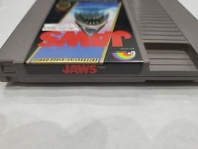 Jaws (Nintendo) 1987 very good condition LJN NES action video game 