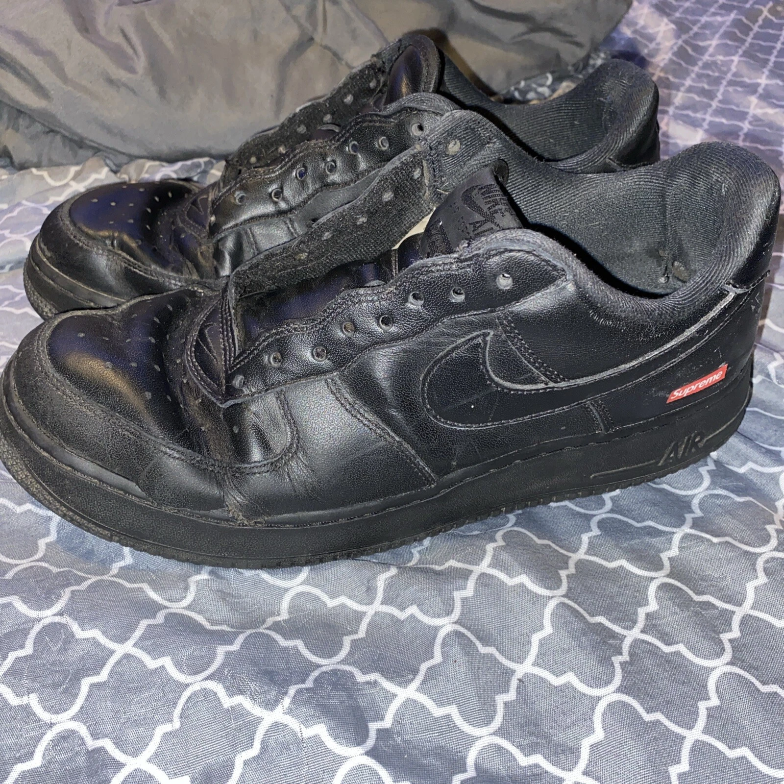 Supreme Nike Air Force 1 taille 9,5