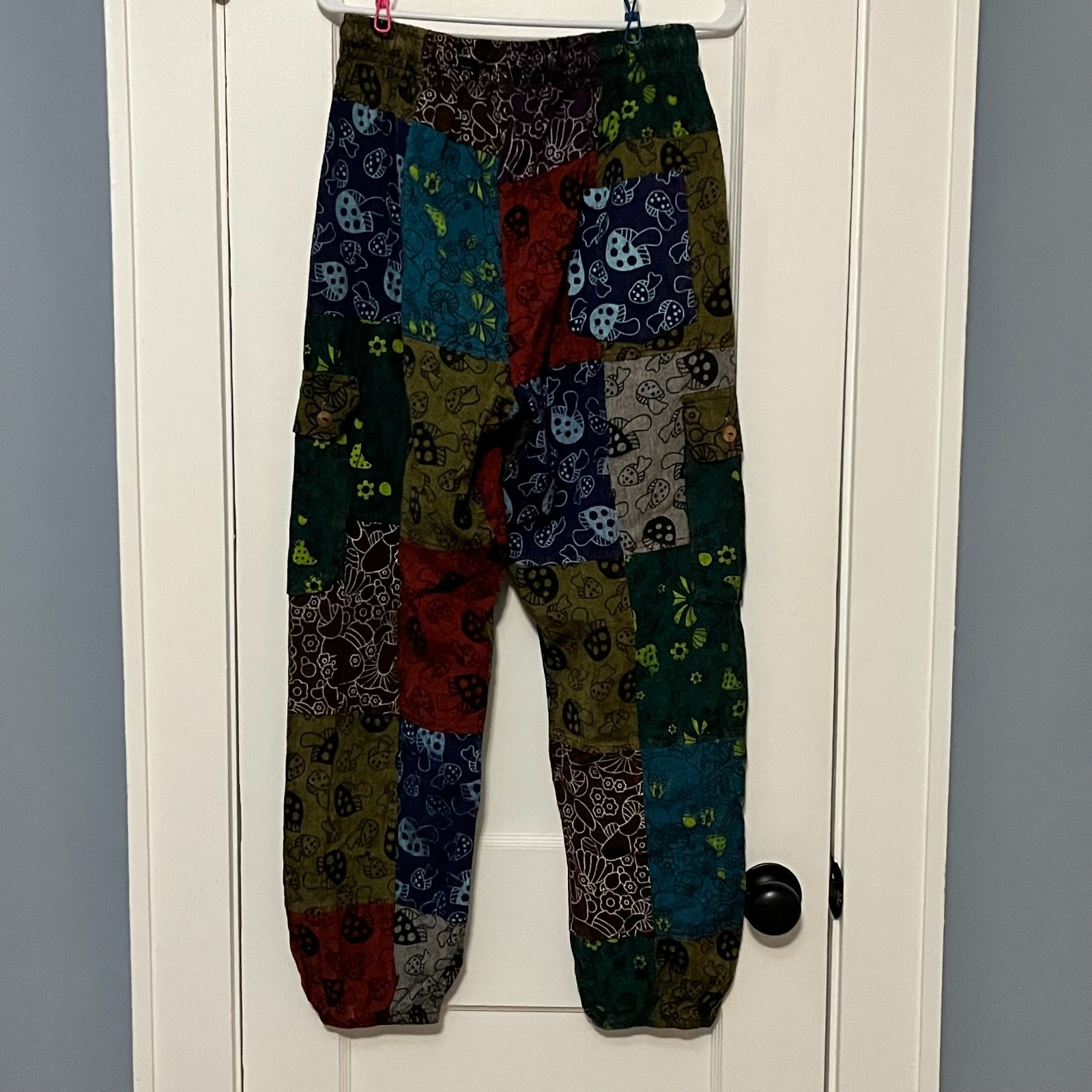 Pull on mushroom patchwork multicolor joggers siz… - image 4