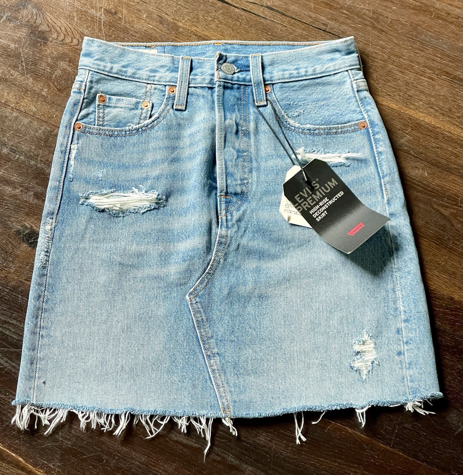 NWT Levi’s Premium High Rise Deconstructed Denim Mini Skirt 24/XS 100% Cotton