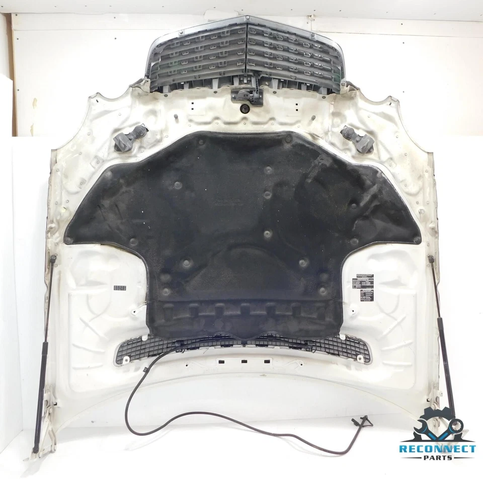 03-09 Conjunto de panel de capó blanco OEM Mercedes W211 E320 E350 E500 E550 E63 AMG Foto 2 de 4