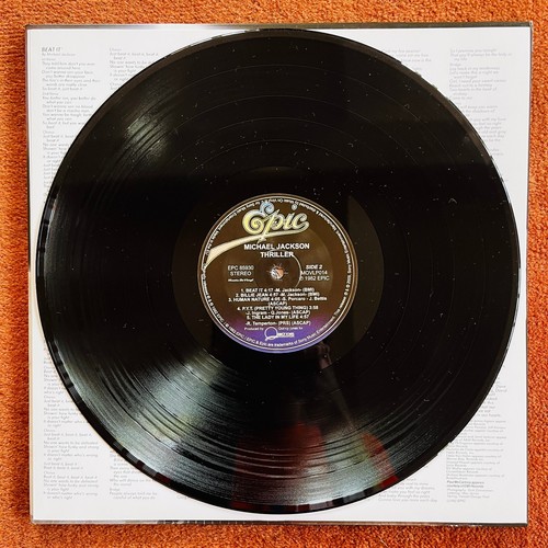 Michael Jackson Thriller Gatefold 12" Vinyl LP 2009 Reissue Music On Vinyl 85930 - Picture 4 of 4