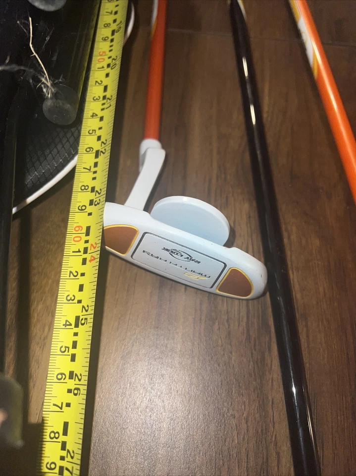 Junior Golf Club Set Top Flight Bag Ray Cook Driver / Putter Manta Ray Iron - Image 4 of 4