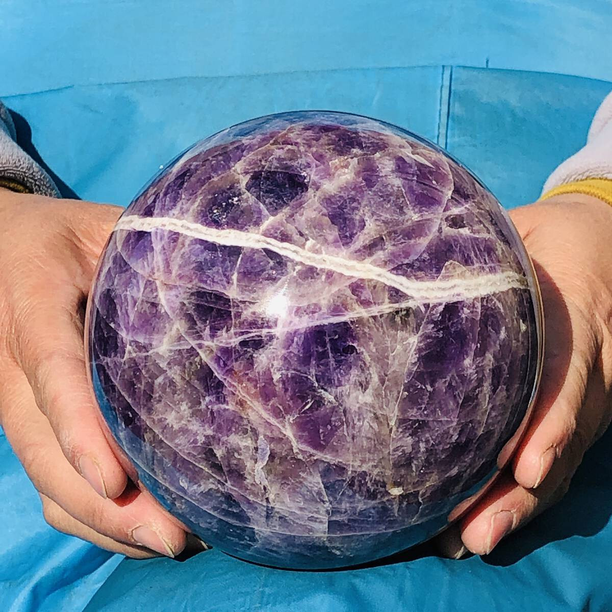 2400G Natural Amethyst Quartz Crystal Sphere Ball for Healing and Meditation