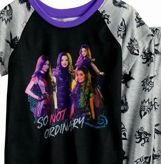 Nuevo con etiquetas Juego de 3 pijamas para niñas Disney Descendientes 6 8 10 12 14 Audrey Evie Uma Mal Foto 2 de 2