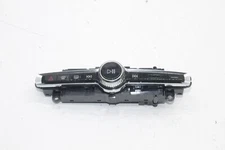 Volvo XC40 T8 Hazard Music Player Control Switch Panel 31456673 300kw 2023 Rhd