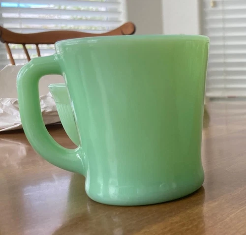 Vintage  FIRE KING Oven Ware JADEITE Green MUG #23 with  D Handle USA
