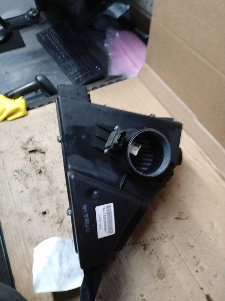 Conjunto de filtro de aire usado se adapta a: BMW 328I 2011 3,0 grado A Foto 3 de 4