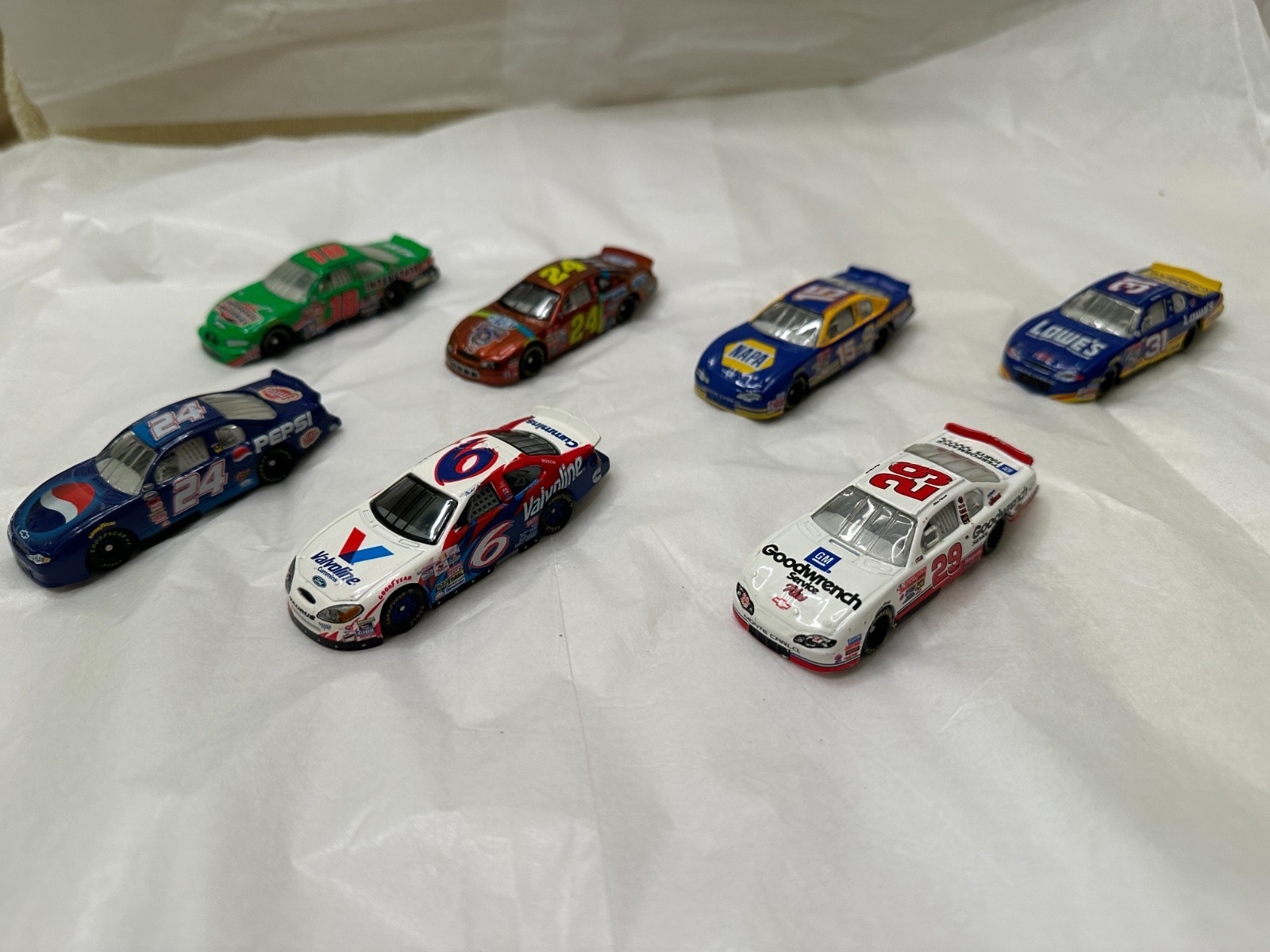 Jeff Gordon Harvick Labonte Martin Waltrip Skinner LOT OF 7 NASCAR 1:64 Diecast
