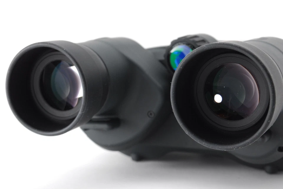 [TOP MINT w/Case] CANON 10x30 IS Image Stabilizer Binoculars From JAPAN - Image 4 of 4