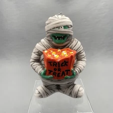 Vintage Mummy Trick-or-Treat Gag Candle – Halloween Novelty Collectible
