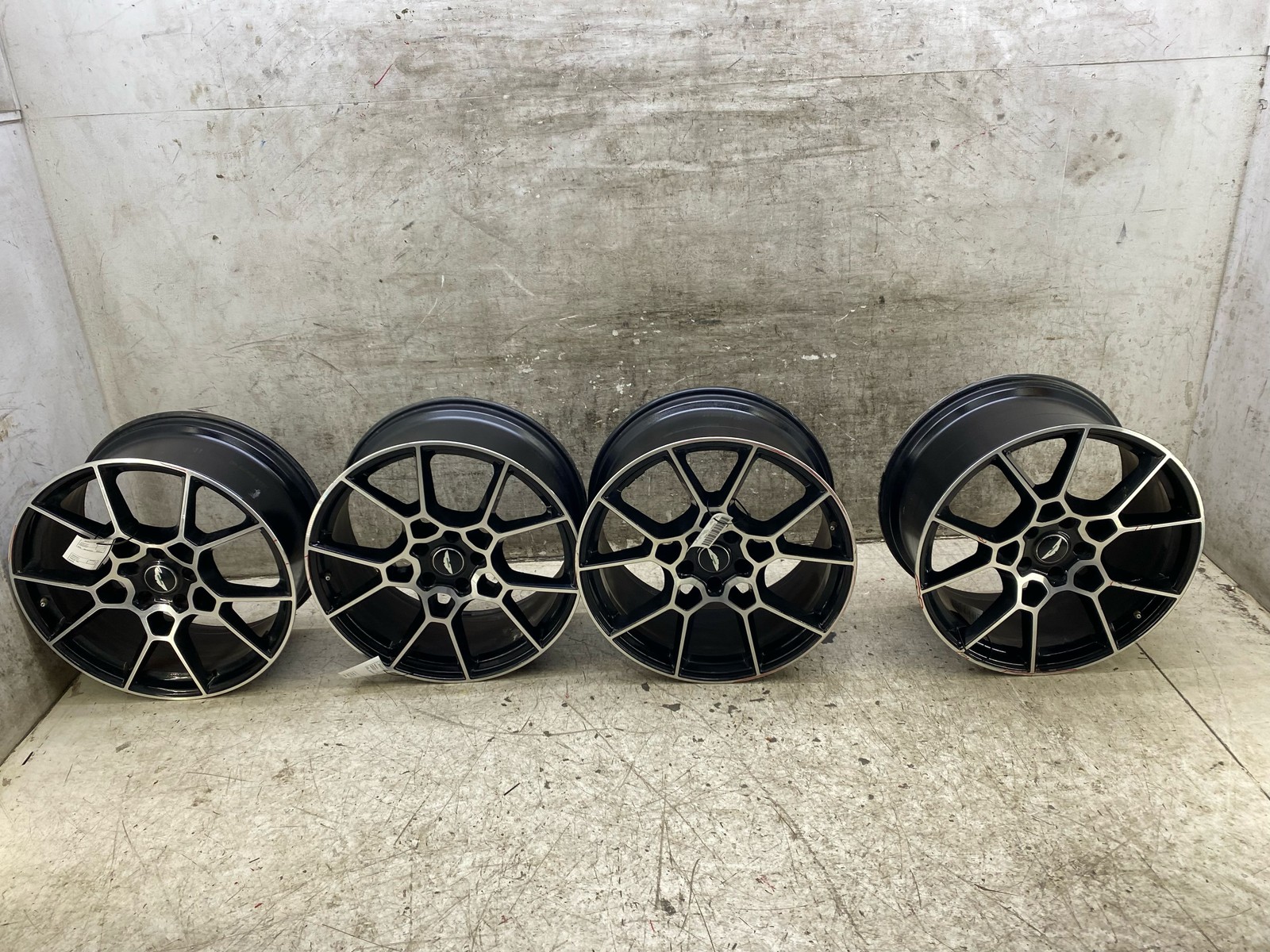 2020-2024 ASTON MARTIN DBX FRONT REAR STAGGERED WHEEL RIM SET 22x10 & 22x11.5