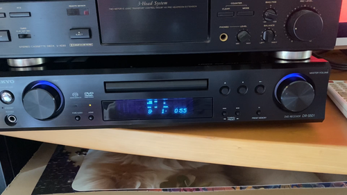 Onkyo DR-S501 DVD Receiver SACD Player ONKYO DR S501 Super Audio CD Player - Video 1 di 1