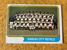 U8-66 BASEBALL CARD - KANSAS CITY ROYALS TEAM CARD - 1974 TOPPS - CARD #343