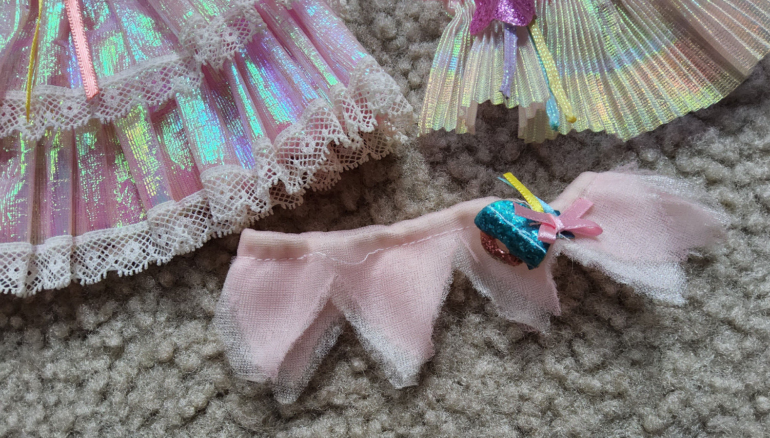 Vintage 1986 Mattel LADY LOVELY LOCKS Pink Dress + Swimsuit