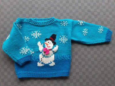 Süßer neuer DIY Kinderpullover Gr. 80 Handarbeit Schneemann Babypullover