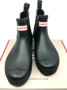 hunter matte black chelsea boots