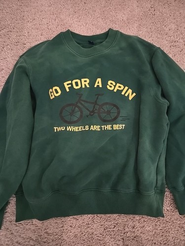 Uniqlo Go For A Spin Sweater Kids Green Size 9 To 10
