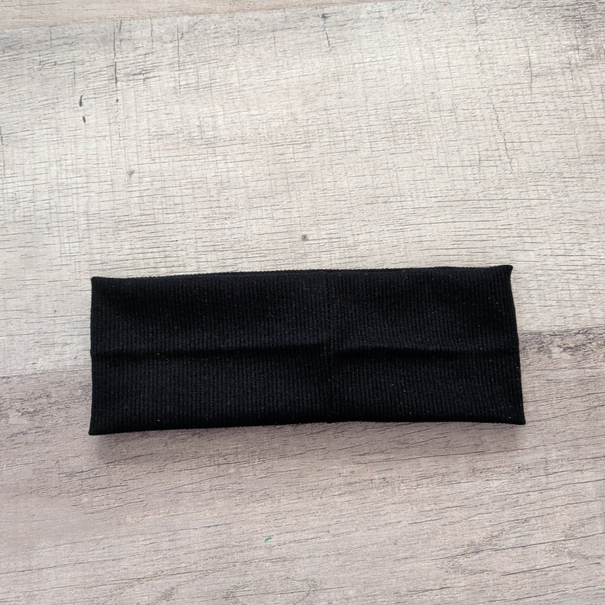 ALO Yoga Performance Conquer Headband Black View 2