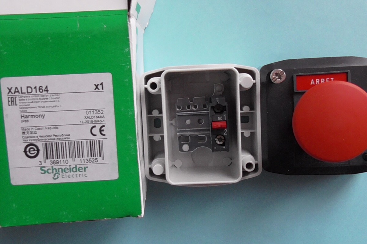 Bouton-poussoir Marche 2NO Schneider XB7NA21341 – Neuf Sous Emballage – Fabrication Française – Contact Instantané