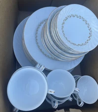 Grantcrest - Japan - Golden Swirl - 8pc Dinner Set With Large Serving Platter