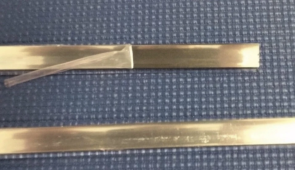 Plymouth Barracuda Dodge Dart 1967 techo rígido cromado parabrisas moldura de tira de bloqueo Foto 3 de 3