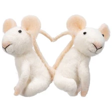 Primitives by Kathy Felt Mouse Tail Heart Couple 451281