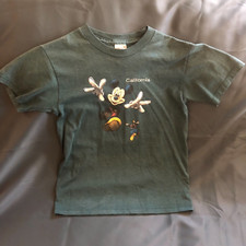 Vintage Mickey Mouse T-shirt. Mickey and goofy Sherry  s best size 10-12