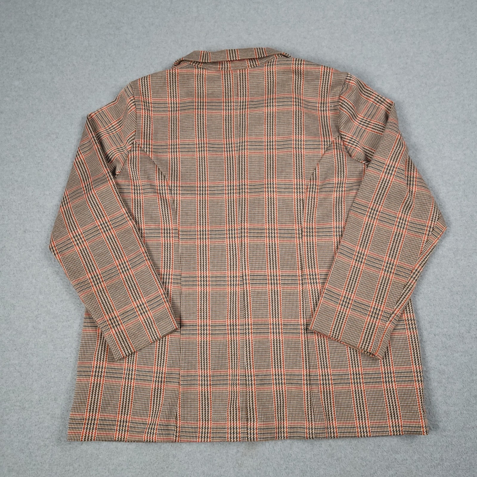 Picture 3 of 15