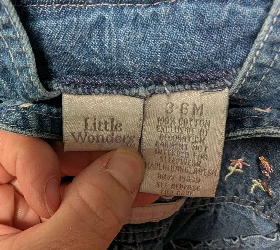 Mono Jean Azul Little Wonders De Colección Bebé Niña 3-6M Bordado Flor de Conejo Foto 3 de 4