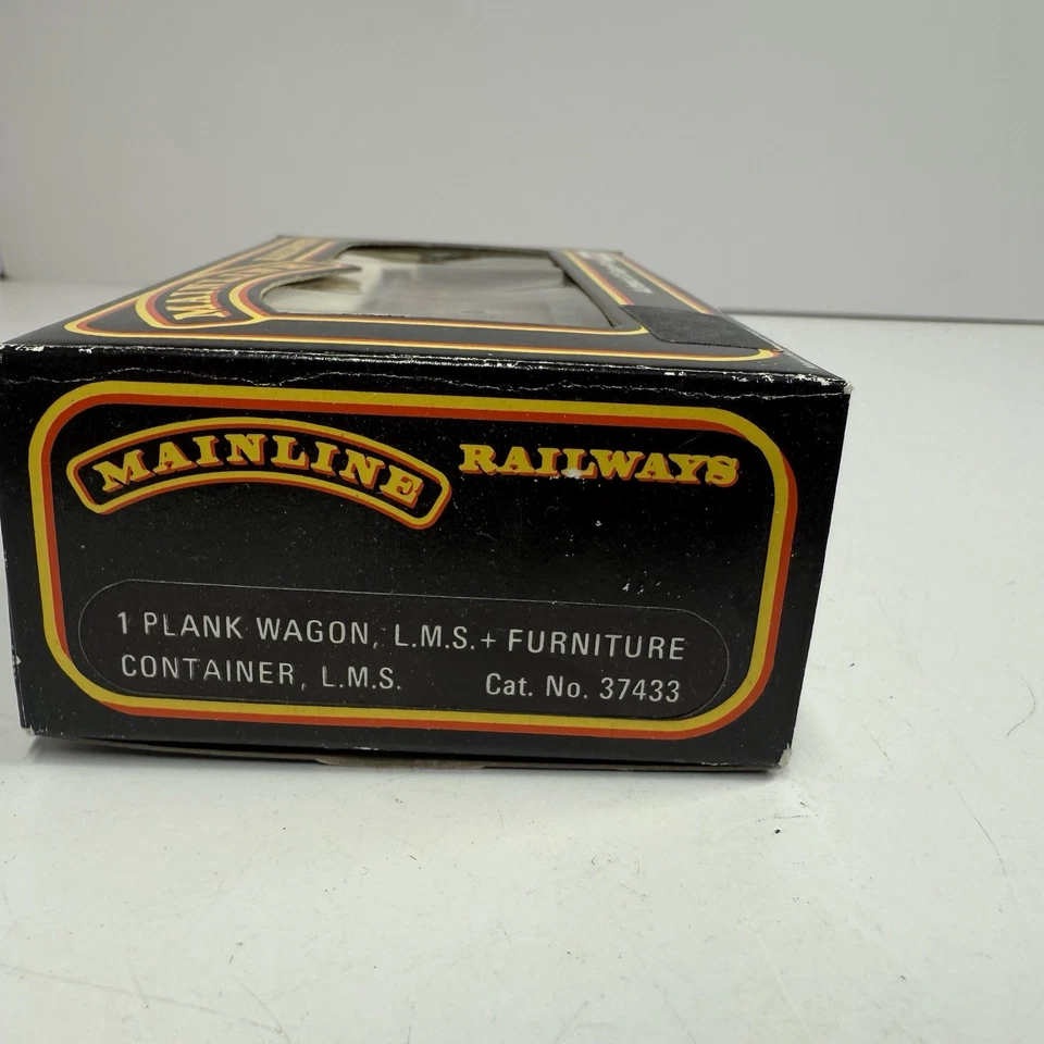 OO Scale Mainline Railways 1 Plank Wagon LMS Furniture Container 37433 - Image 4 of 4