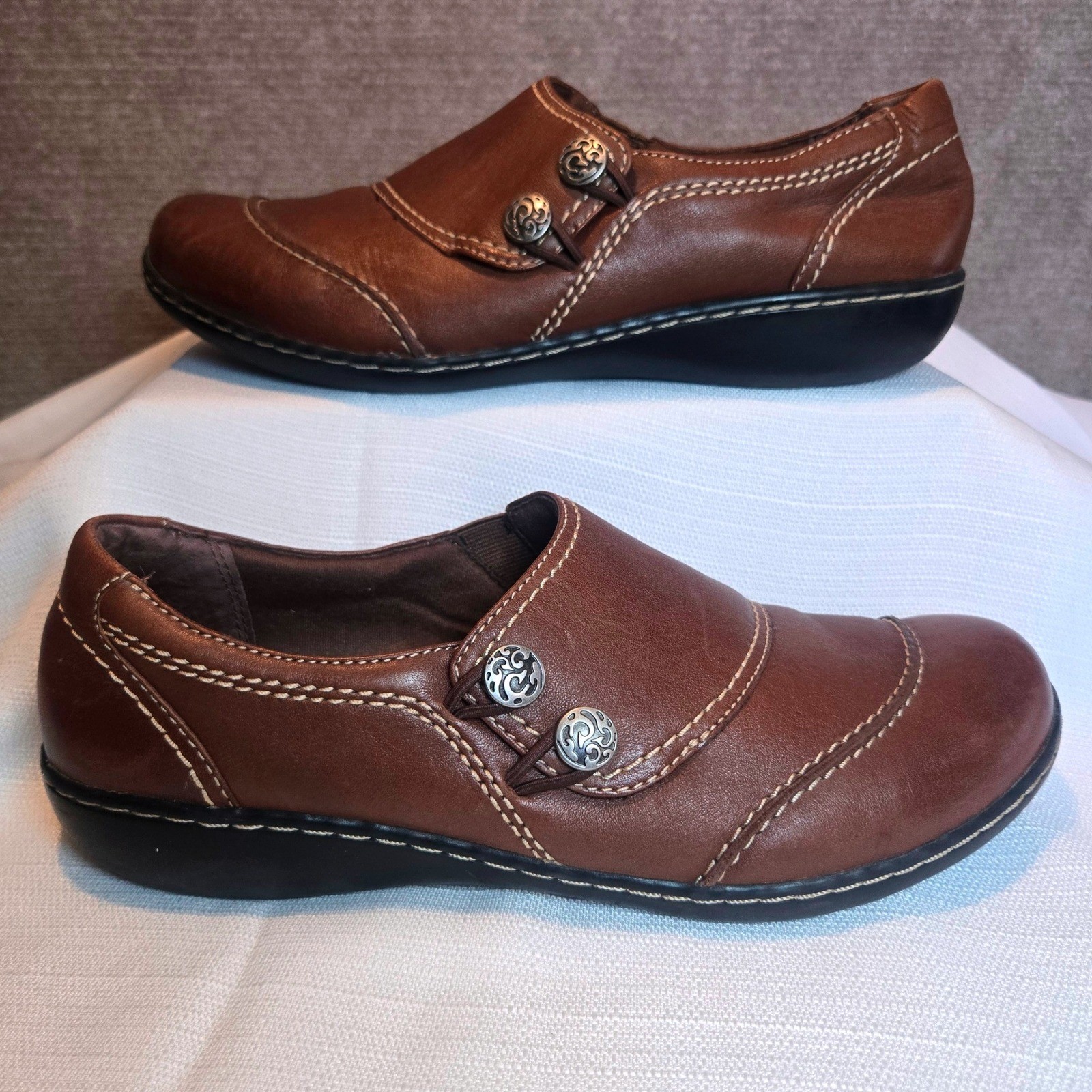 Clarks Women's Ashland Alpine Loafer Size 10 Brown Leather Monk Strap Flat Shoe