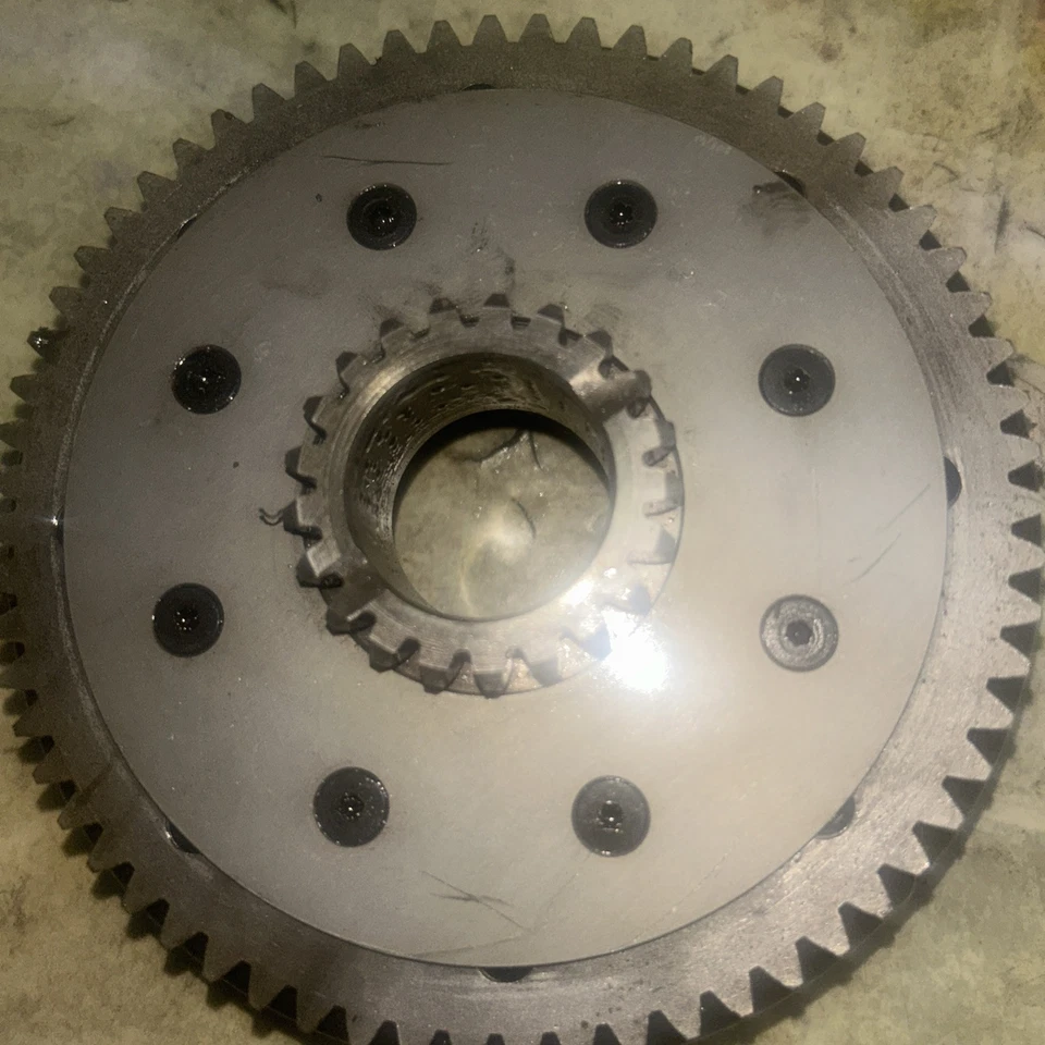 Cesta de embrague a prueba de billetes Suzuki RM 250 1996-2001 Hinson Racing H192 Foto 2 de 4