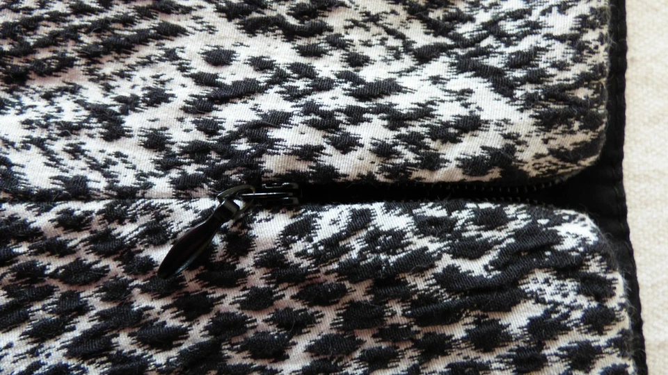 Topshop шорты юбка змея ассиметричный спереди Y2K черный белый размер Великобритании 8 - Изображение 4 из 4