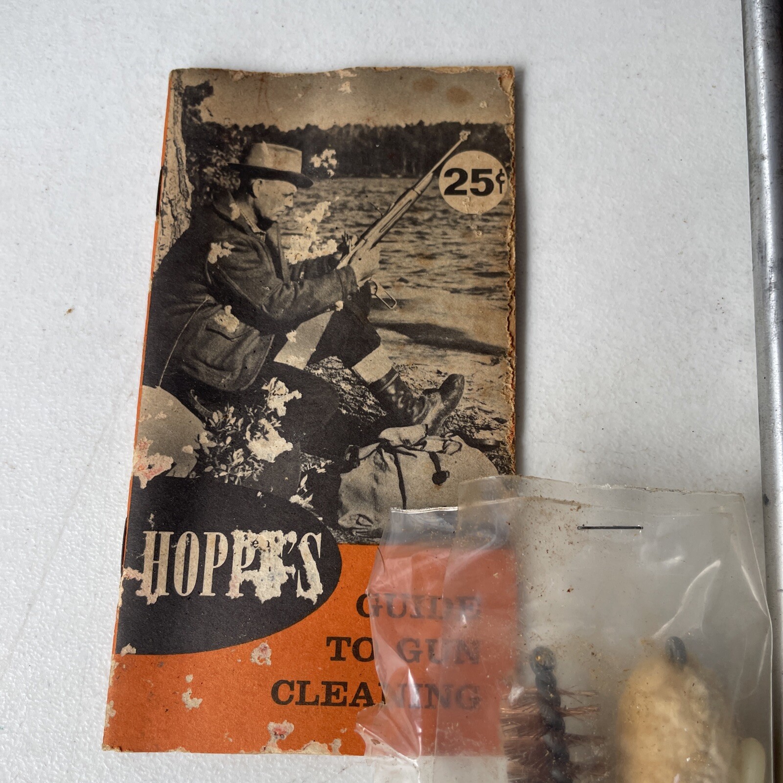 VINTAGE HOPPE'S GUN CLEANING KIT (OIL, PATCHES, RODS) (t7) eBay
