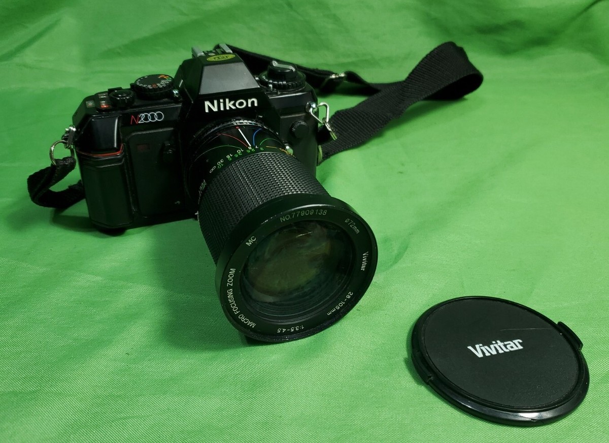 1985 Nikon N2000 35mm SLR Film Camera & Vivitar Lens 28-105mm  display picture 1