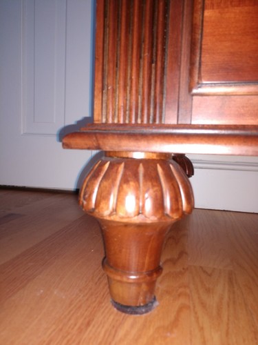 Ethan Allen Dawson Tall Dresser with Dresser Mirror in Cinabar - Picture 4 of 5