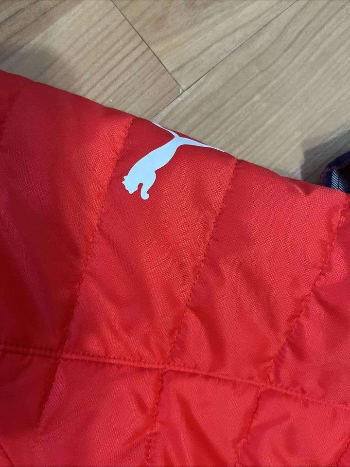 Chaqueta acolchada mediana juvenil PUMA YANKEE FC. Foto 4 de 4