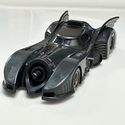 The 1990 Kenner Dark Knght Collecton was a half-awesome, half