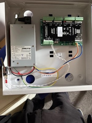 Comelit PAC 512DCi 2-türiger IP-Controller, verpackt mit Netzteil Zutrittskontrolle