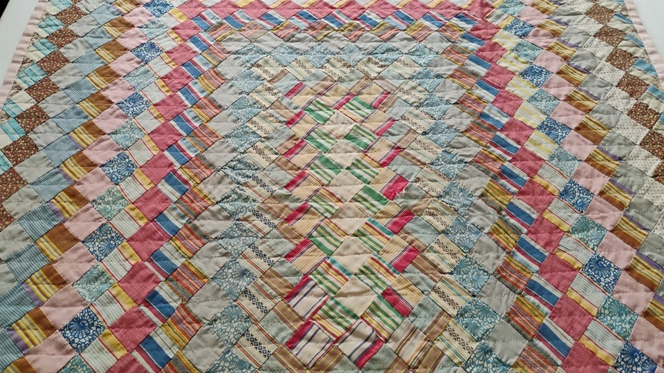 Edredón de cuna de retazos patrimoniales de colección 40 X 50 viaje alrededor del mundo años 50 Foto 3 de 4