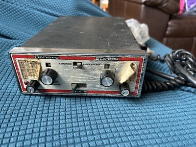Vintage Genave GTX-200 2 meter ham transceiver/1970s collectible piece