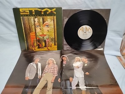 Styx The Grand Illusion Vinyl LP A&M Records SP-4637 1977 PLUS POSTER