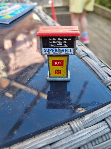 DieCast Vintage Dinky Type Toy ESSO 101 Petrol Pump PUMPS