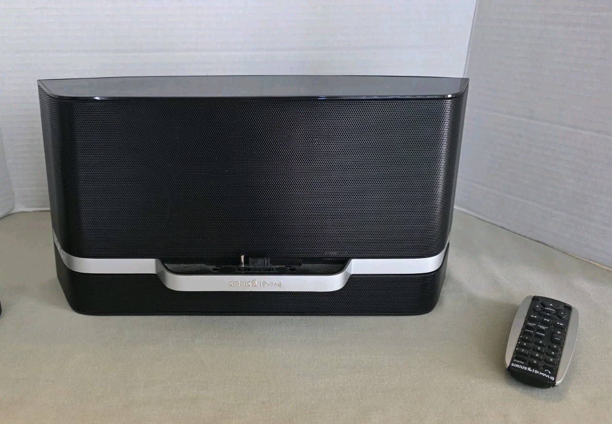 Sirius Portable Speaker Dock SXABB1 & Remote - No Cords Or R