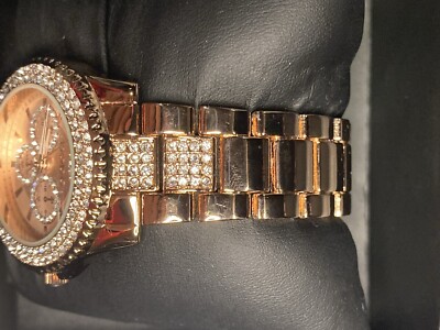 BeBe watch women display picture 1