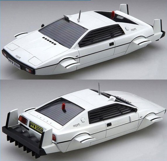James Bond 007 Lotus Esprit S1 Submarine Car 1/24 Model Kit
