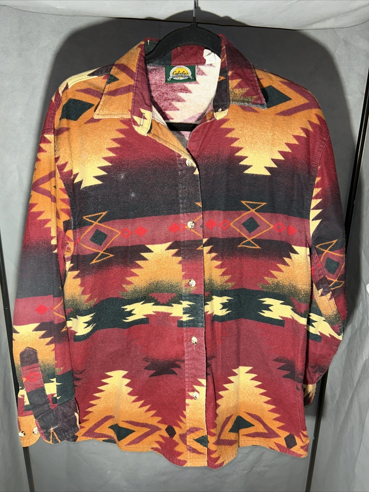 Cabelas Aztec Shirt Womens Medium Long Sleeve Cowgirls Western Vintage Made USA